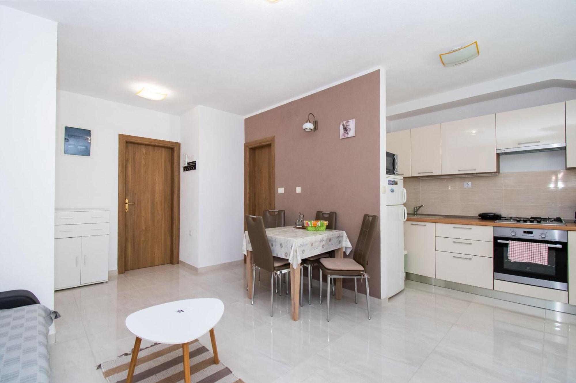 Apartment Ninic Срима Екстер'єр фото