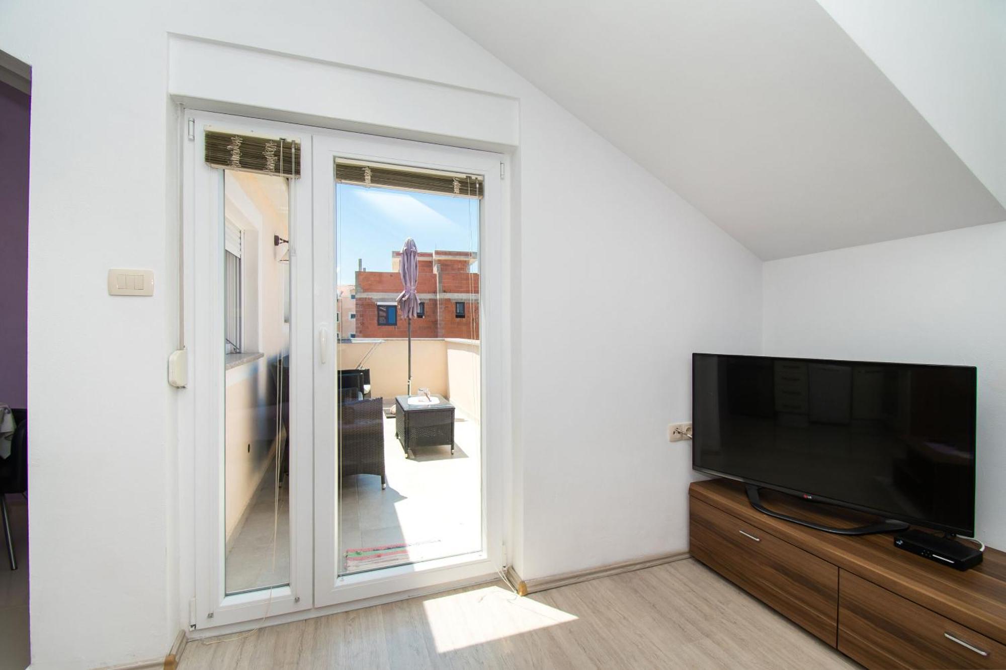 Apartment Ninic Срима Екстер'єр фото